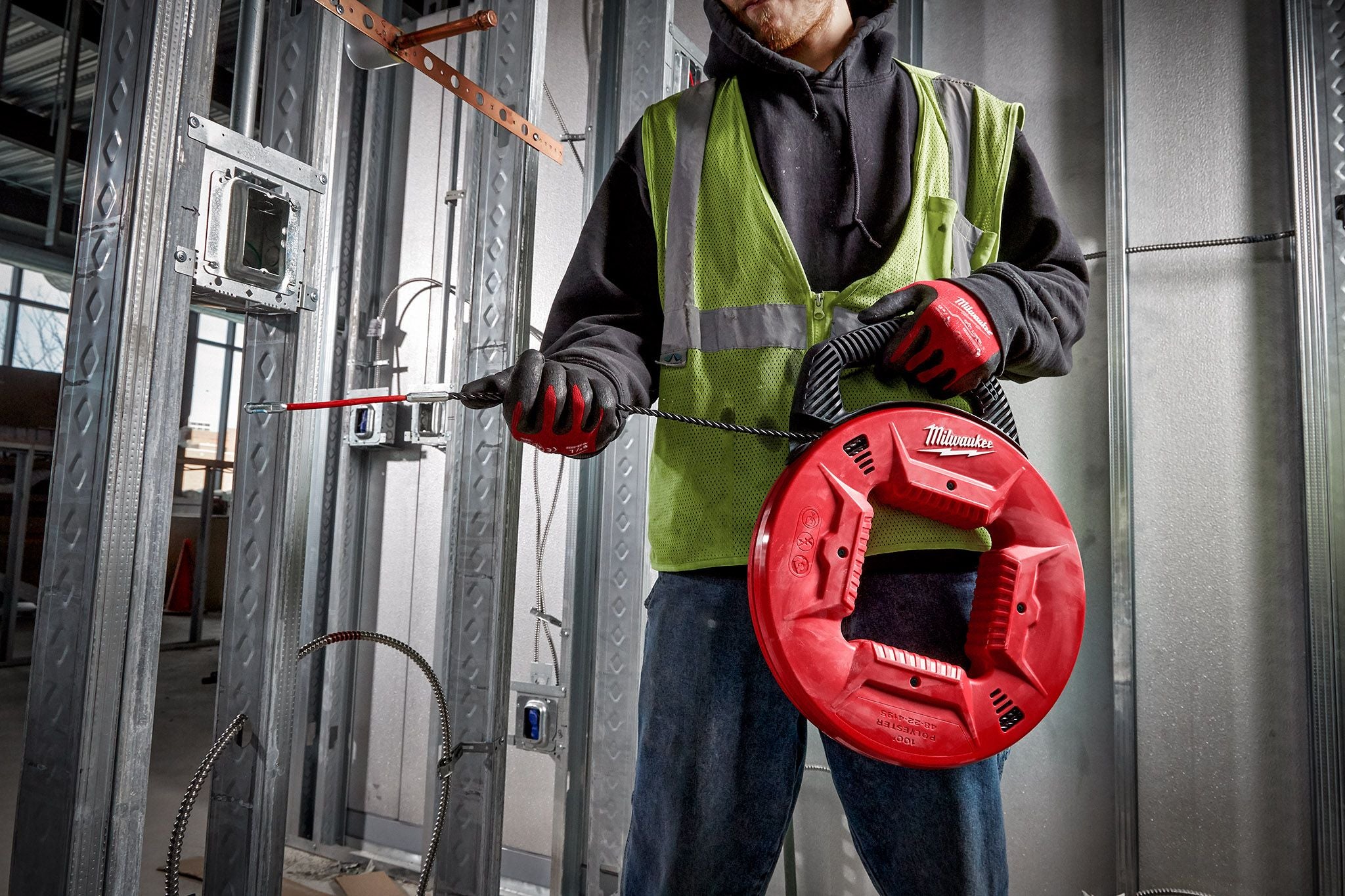 Fish Tape Milwaukee 100' Polyester Fish Tape w/ Flexible Metal